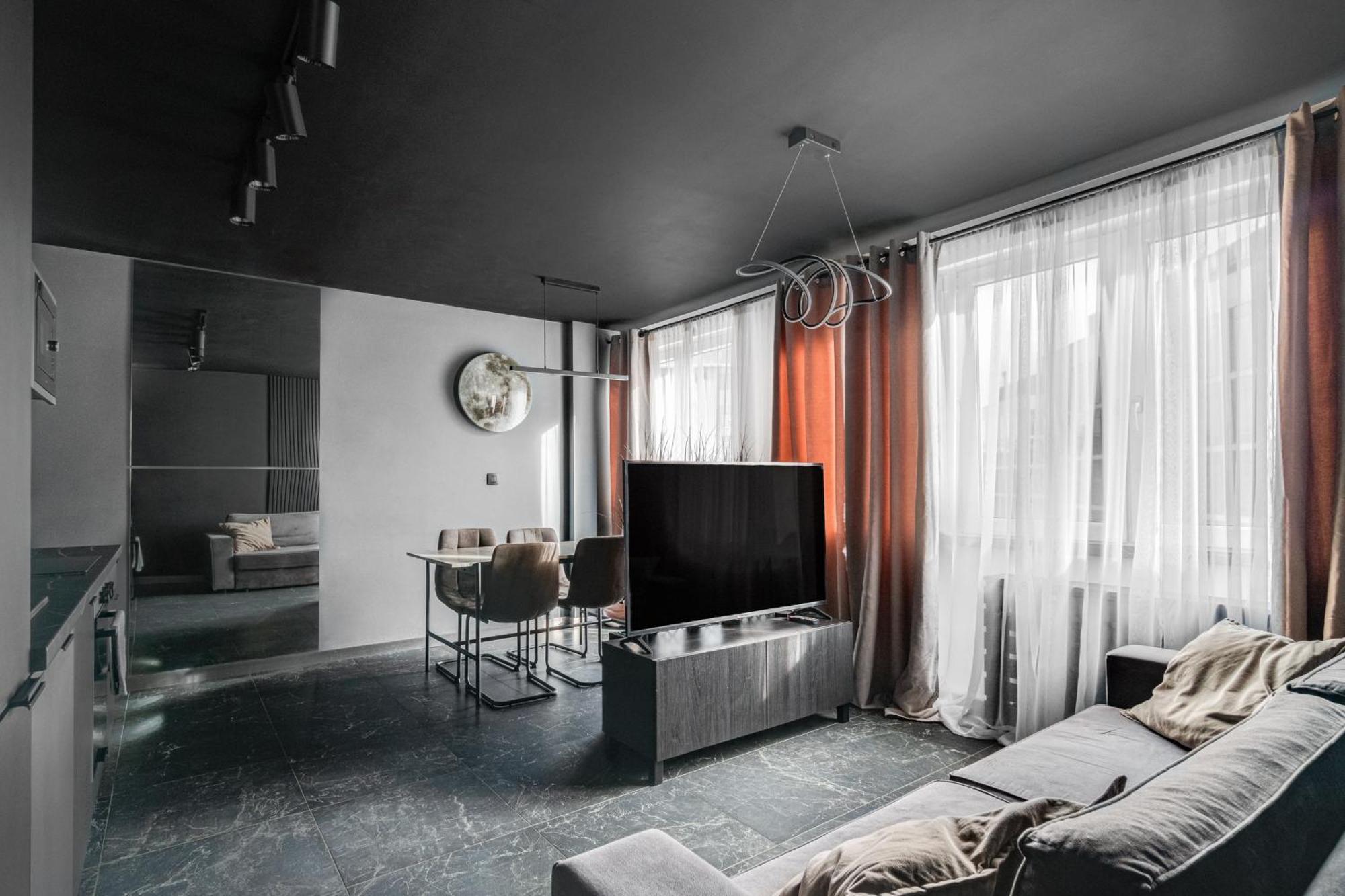 Blacknight Apartment - Self Check-In 24H Wroclaw Bagian luar foto